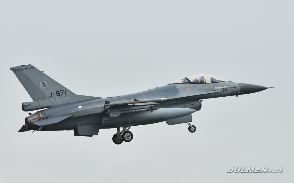 F-16AM J-871 322sqn